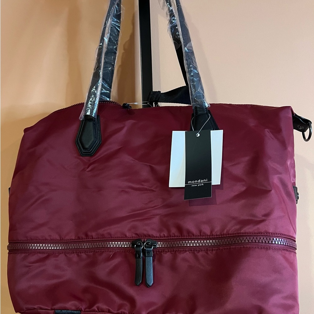 Mondani Burgundy Travel Bag